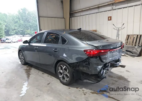 2021 Kia Forte Lxs из США, поврежденный, VIN 3KPF24AD9ME334330